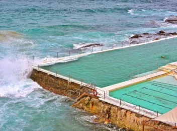 beaches bondi