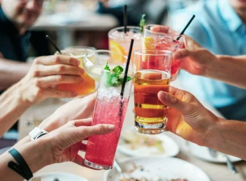 drink alcohol