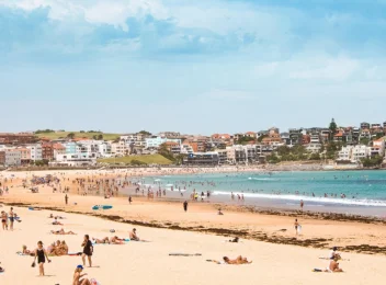 seven days in sydney bondi